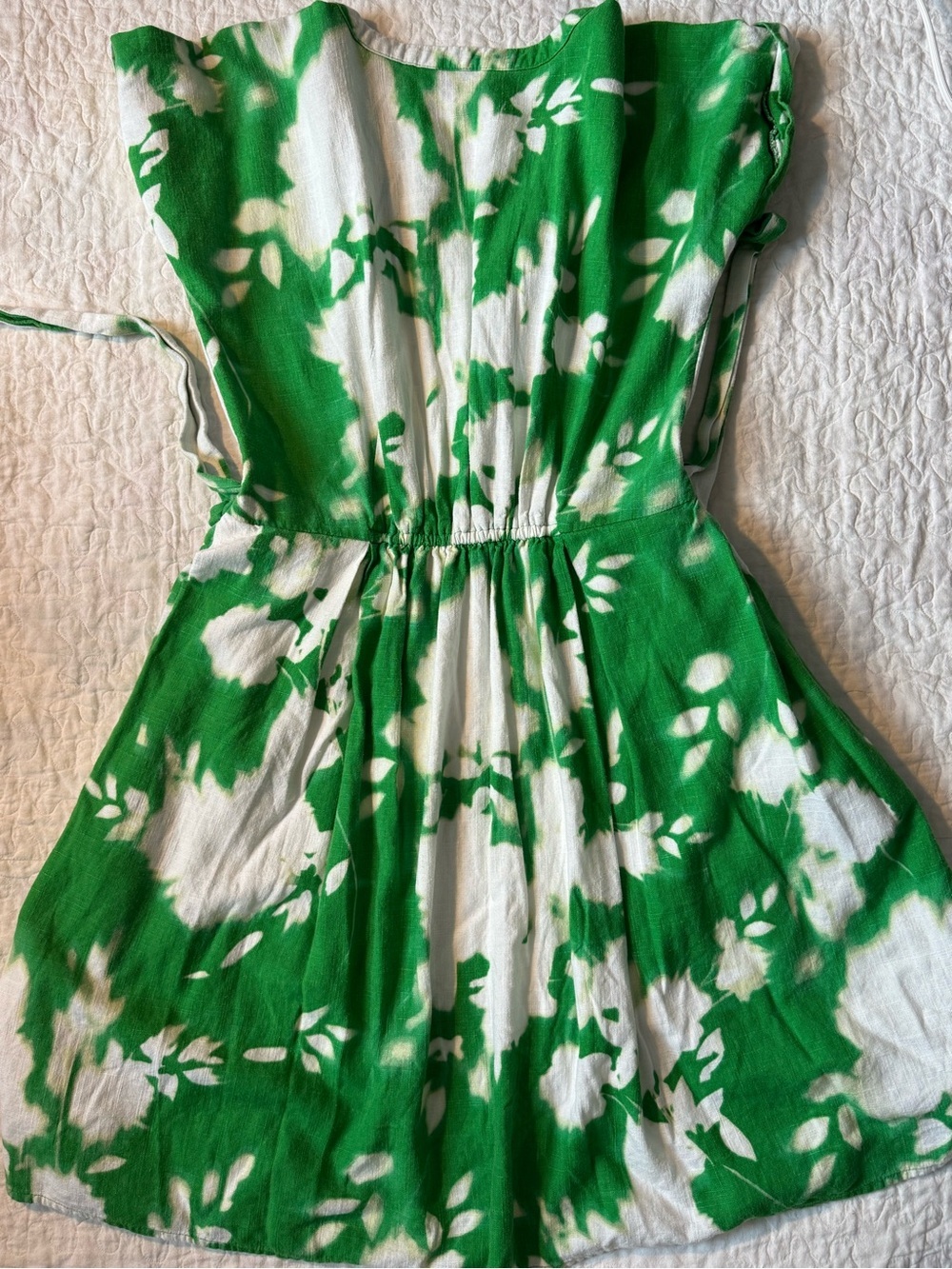 Simply Vera Vera Wang White and Green Floral Dress - Picture 3 of 8